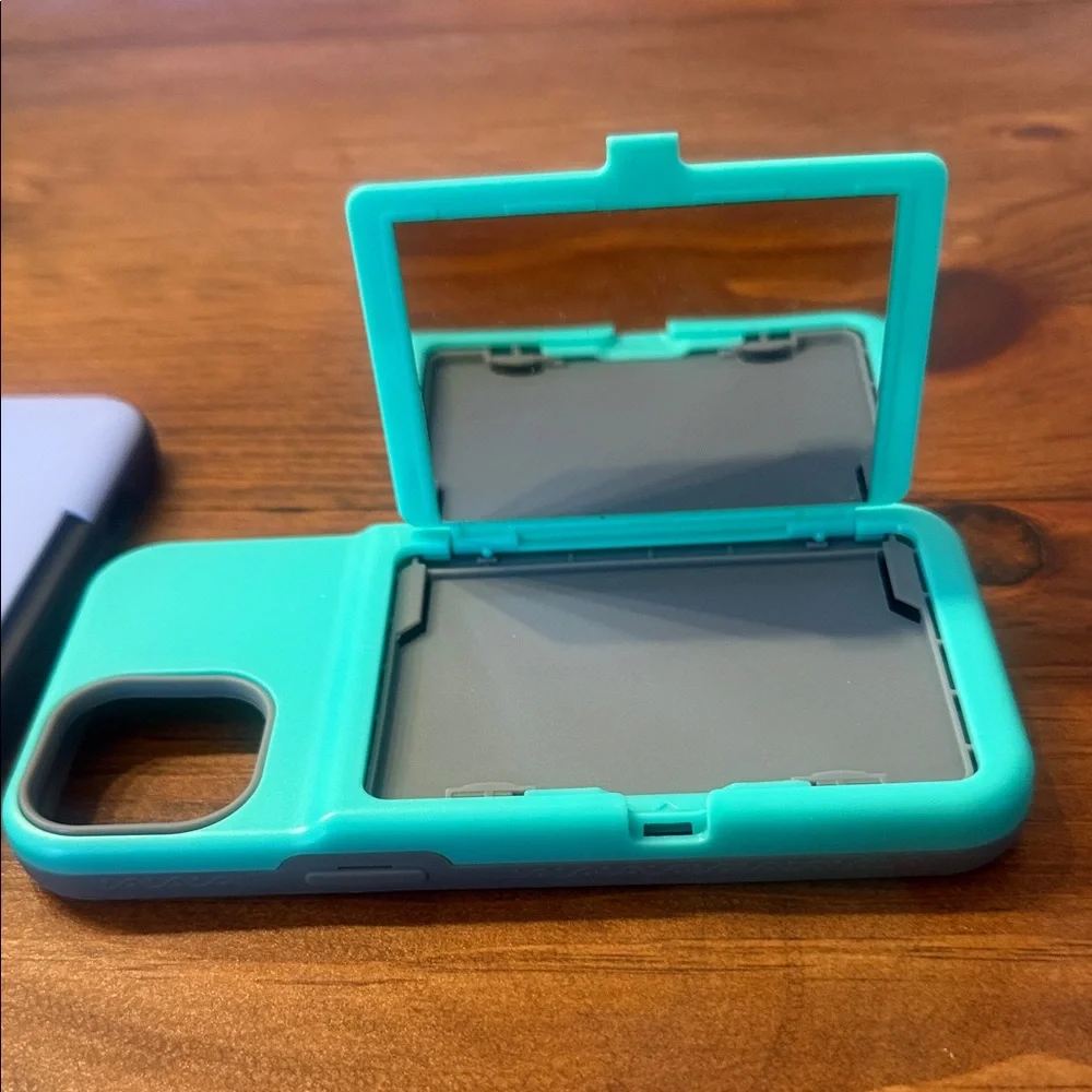 Dual-Color Phone Case Set - Lavender and Mint iPhone 13/14